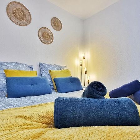 Le Smart - Parking - Terrasse - Wifi - Mulhouse - Relax Bnb Pfastatt Exterior photo