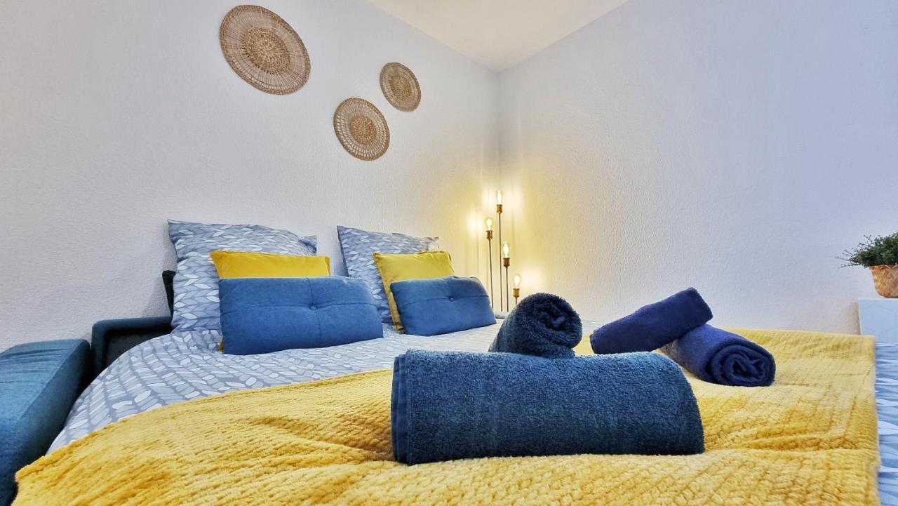 Le Smart - Parking - Terrasse - Wifi - Mulhouse - Relax Bnb Pfastatt Exterior photo