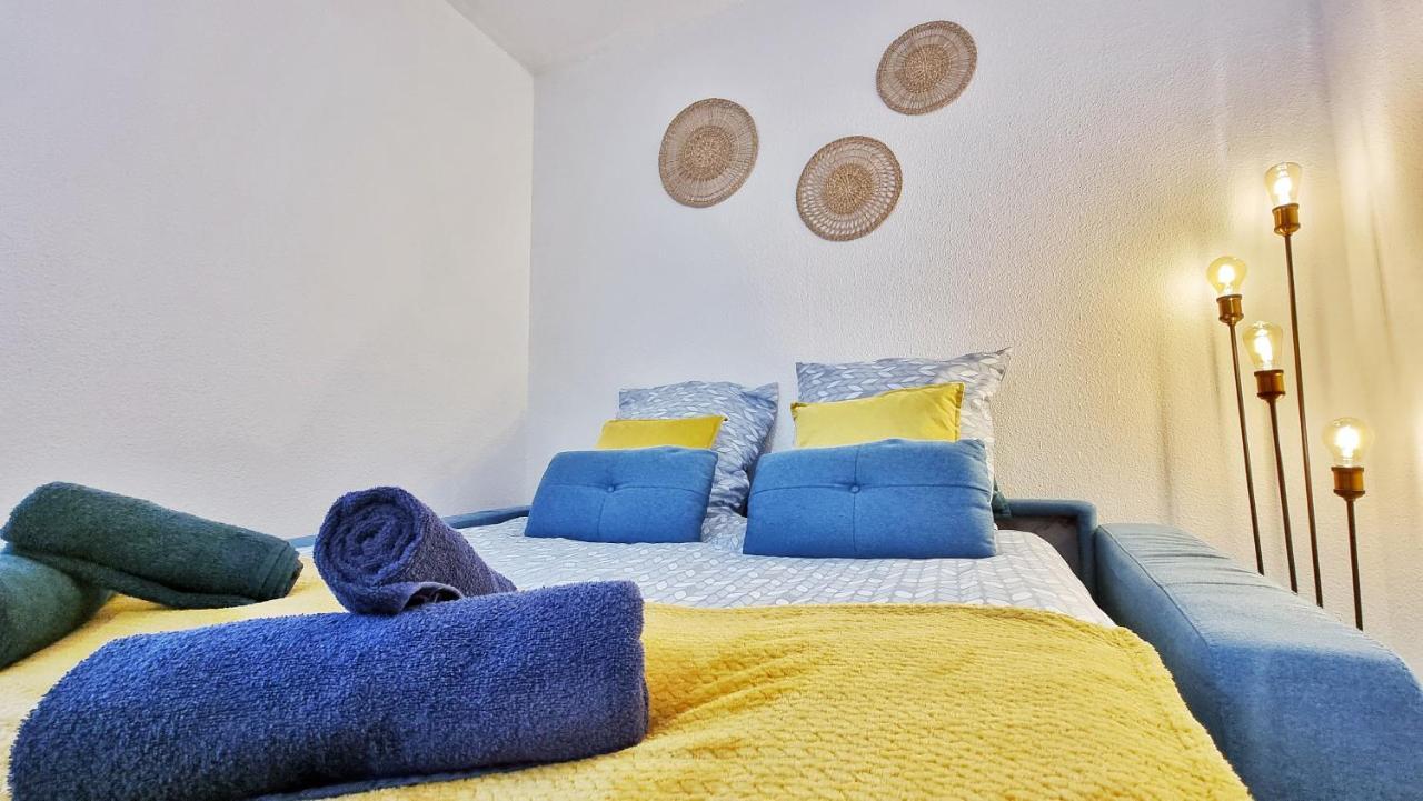 Le Smart - Parking - Terrasse - Wifi - Mulhouse - Relax Bnb Pfastatt Exterior photo
